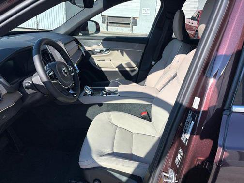 2026 Volvo XC90 B5 Plus 7-Seater