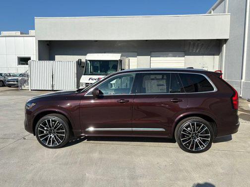 2026 Volvo XC90 B5 Plus 7-Seater