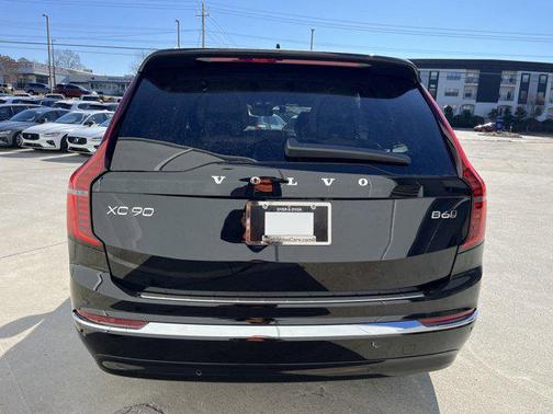 2025 Volvo XC90 B6 Ultra