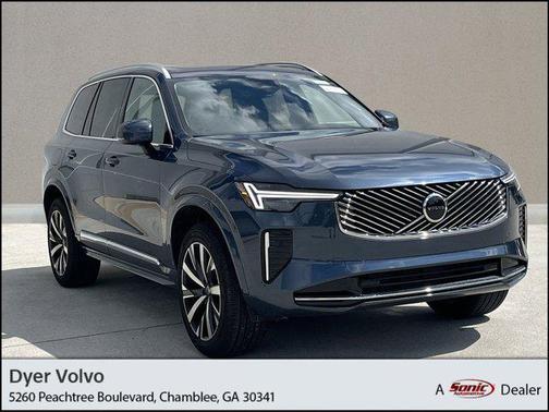 2025 Volvo XC90 B5 Core
