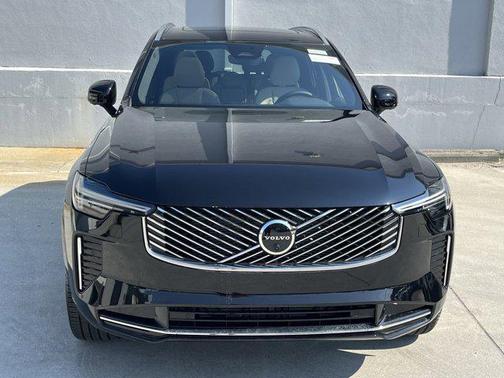 2026 Volvo XC90 B5 Plus 7-Seater