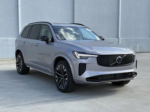 2026 Volvo XC90 Plug-In Hybrid T8 Ultra Dark Theme 6-Seater