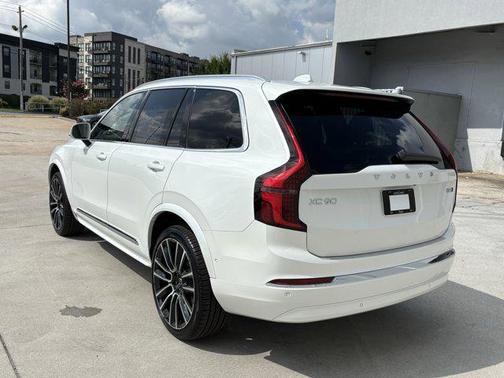 2026 Volvo XC90 B6 Plus 6-Seater