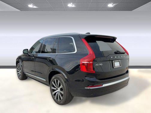 2023 Volvo XC90 B6 Plus 7-Seater