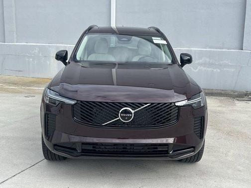 2026 Volvo XC90 B6 Ultra Dark Theme 7-Seater
