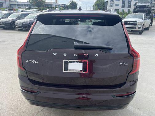 2026 Volvo XC90 B6 Ultra Dark Theme 7-Seater