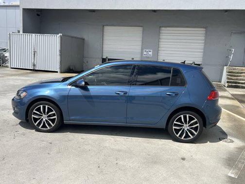 2016 Volkswagen Golf TSI SE 4-Door