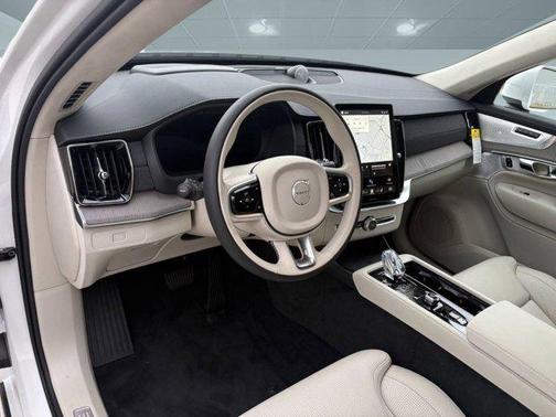 2026 Volvo XC90 B6 Ultra 6-Seater