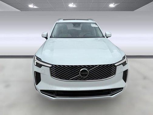 2026 Volvo XC90 B6 Ultra 6-Seater