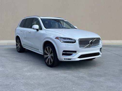 2023 Volvo XC90 B6 Ultimate 6-Seater