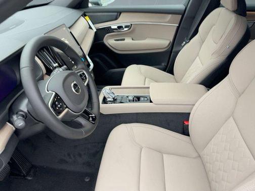 2026 Volvo XC90 Plus, B6 AWD Gas (mild hybrid), Gasoline, Bright, 7 Seats