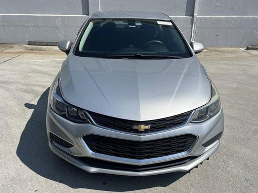 2018 Chevrolet Cruze LS