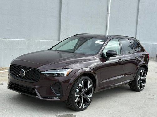 2026 Volvo XC60 B5 Ultra