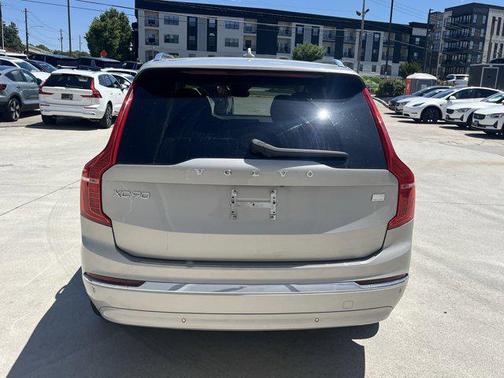 2024 Volvo XC90 Recharge Plug-In Hybrid T8 Plus Bright Theme 7-Seater