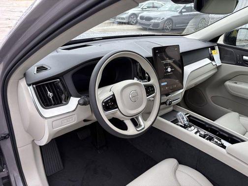 2026 Volvo XC60 Plug-In Hybrid T8 Ultra