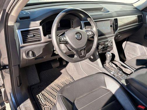 2019 Volkswagen Atlas 3.6L SEL Premium