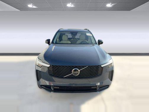 2026 Volvo XC90 B6 Ultra Dark Theme 7-Seater