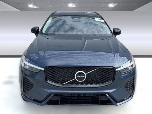 2026 Volvo XC60 B5 Core