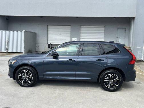 2026 Volvo XC60 B5 Core