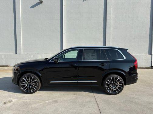 2026 Volvo XC90 B5 Ultra 7-Seater