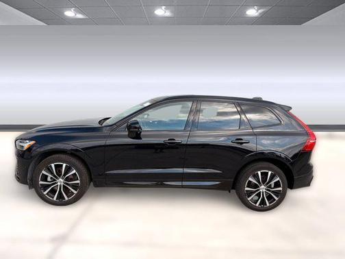2025 Volvo XC60 B5 Plus