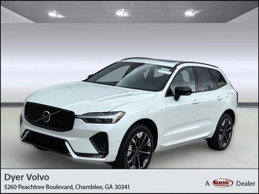 2026 Volvo XC60 B5 Plus