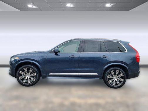 2024 Volvo XC90 Recharge Plug-In Hybrid T8 Ultimate 6-Seater