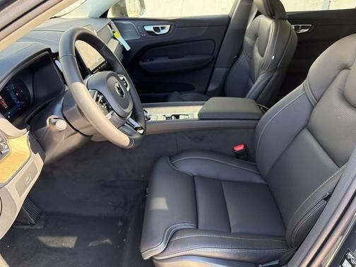 Denim Blue Metallic 2026 Volvo XC60 B5 Ultra