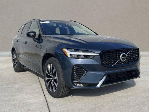 2025 Volvo XC60 B5 Core