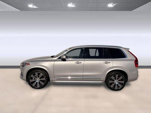 2024 Volvo XC90 B5 Plus Bright Theme