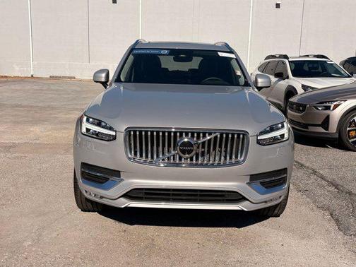 2024 Volvo XC90 B5 Plus Bright Theme