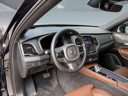 2023 Volvo XC90 B6 Ultimate 7-Seater
