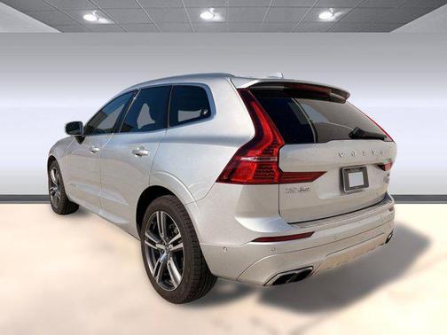 2018 Volvo XC60 T5 Momentum