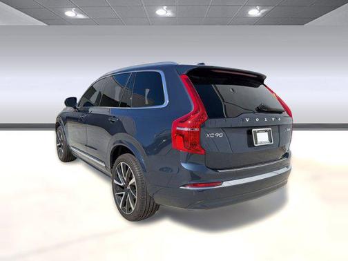2023 Volvo XC90 B6 Plus 7-Seater