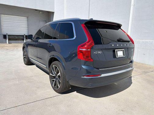 2023 Volvo XC90 B6 Plus 7-Seater