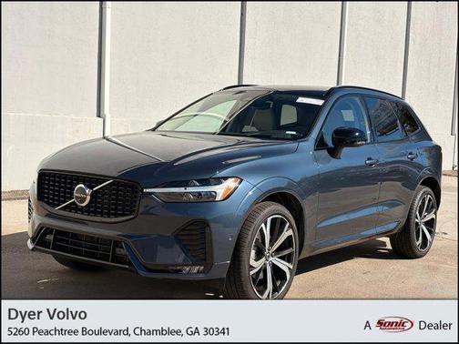 2024 Volvo XC60 B5 Ultimate Dark Theme