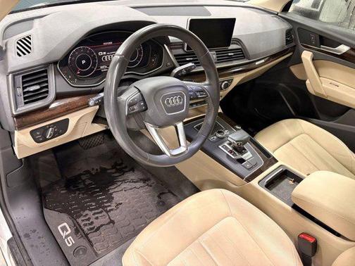 2018 Audi Q5 2.0T Premium Plus