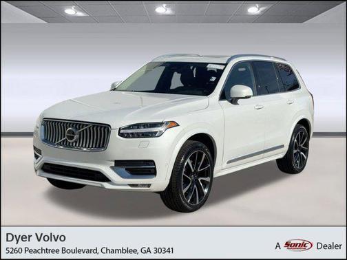 2024 Volvo XC90 B5 Plus Bright Theme