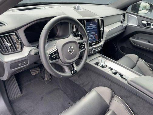 2023 Volvo XC60 Recharge Plug-In Hybrid T8 Polestar