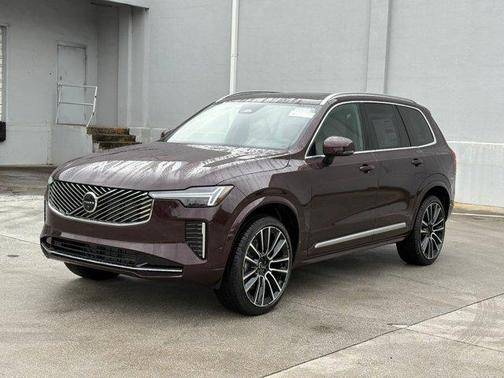 2026 Volvo XC90 B5 Plus 7-Seater