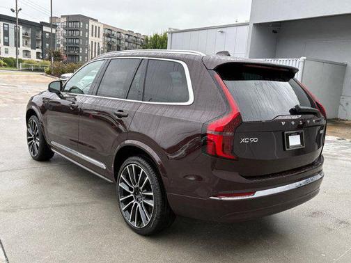 2026 Volvo XC90 B5 Plus 7-Seater