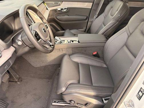 2026 Volvo XC90 Ultra, B6 AWD Gas (mild hybrid), Gasoline, Bright, 7 Seats