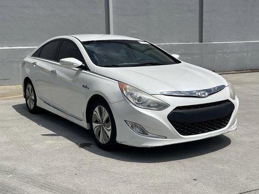 2013 Hyundai SONATA Hybrid Limited
