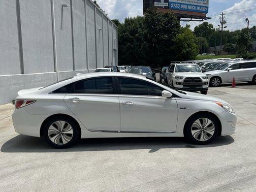 2013 Hyundai SONATA Hybrid Limited