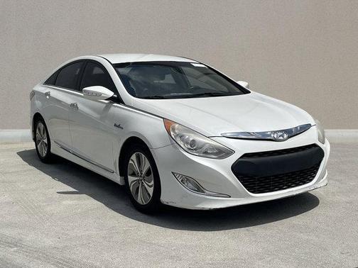 2013 Hyundai SONATA Hybrid Limited