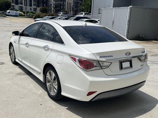 2013 Hyundai SONATA Hybrid Limited
