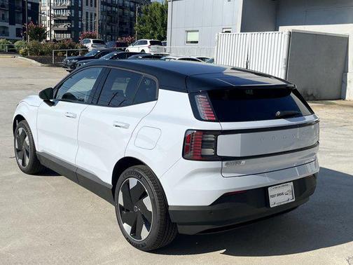 2025 Volvo EX30 Twin Motor Plus