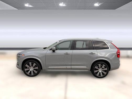2024 Volvo XC90 B5 Plus Bright Theme