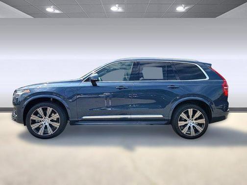 2024 Volvo XC90 Recharge Plug-In Hybrid T8 Ultimate Bright Theme 7-Seater