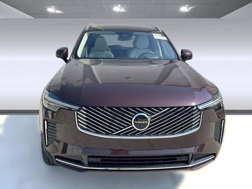 2026 Volvo XC90 B5 Ultra 6-Seater